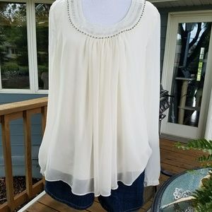 Absolutely stunning Coldwayer Creek blouse
